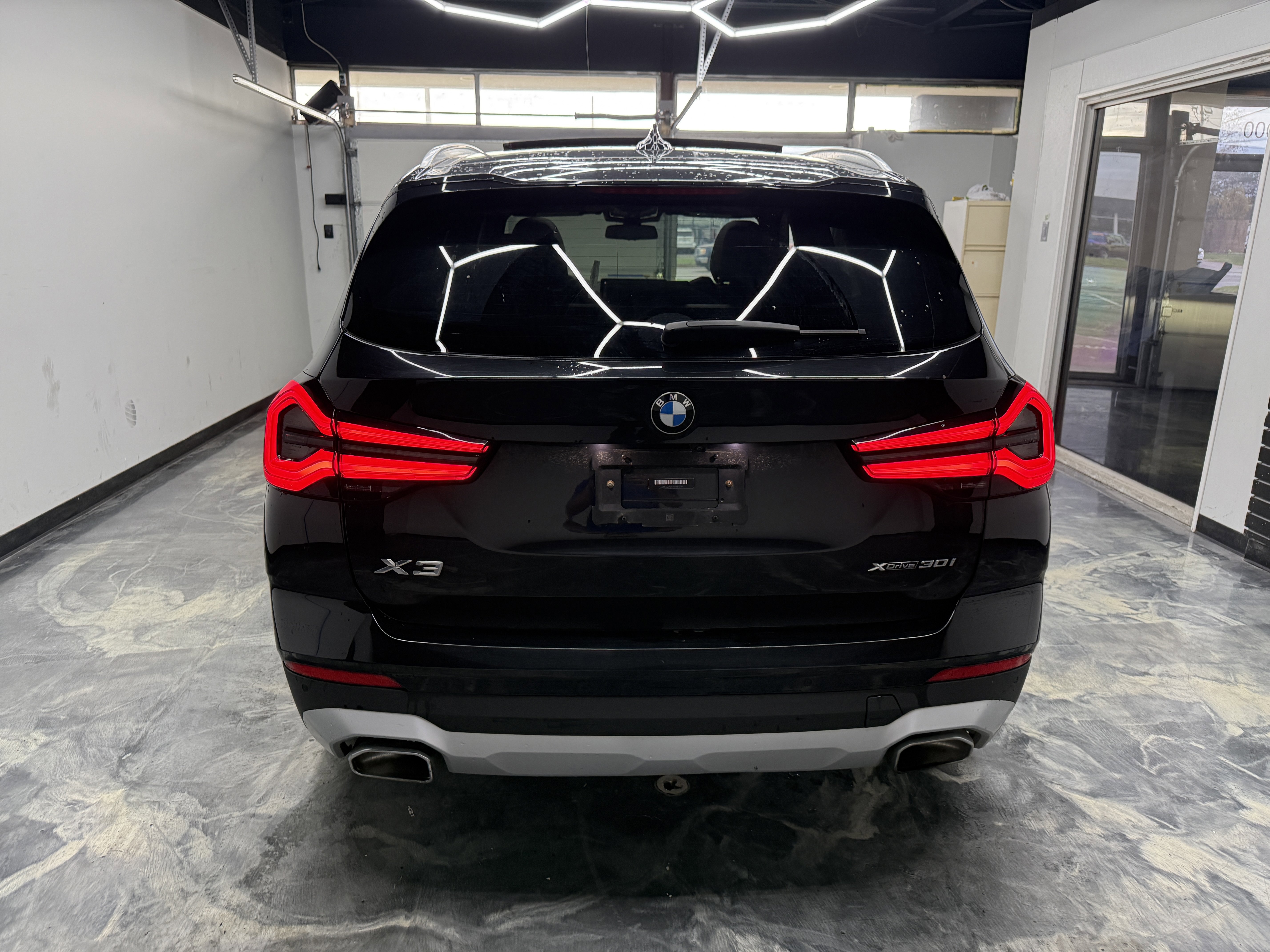 Used 2023 BMW X3 xDrive30i w/ Premium Package image 4