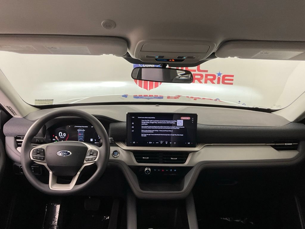 Certified 2026 Ford Explorer Active RWD image 18