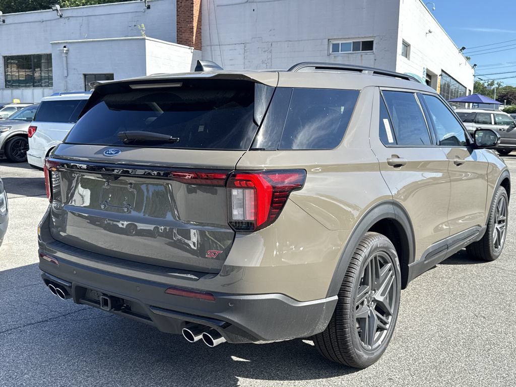New 2026 Ford Explorer ST AWD/4WD image 4