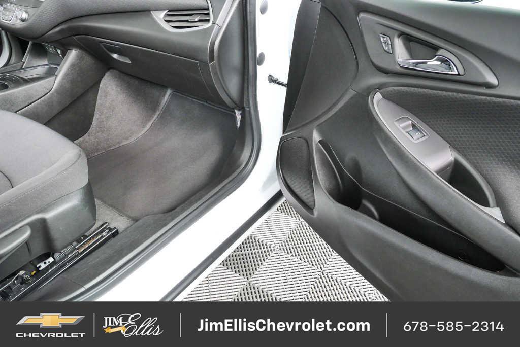 Used 2025 Chevrolet Malibu LT FWD image 23