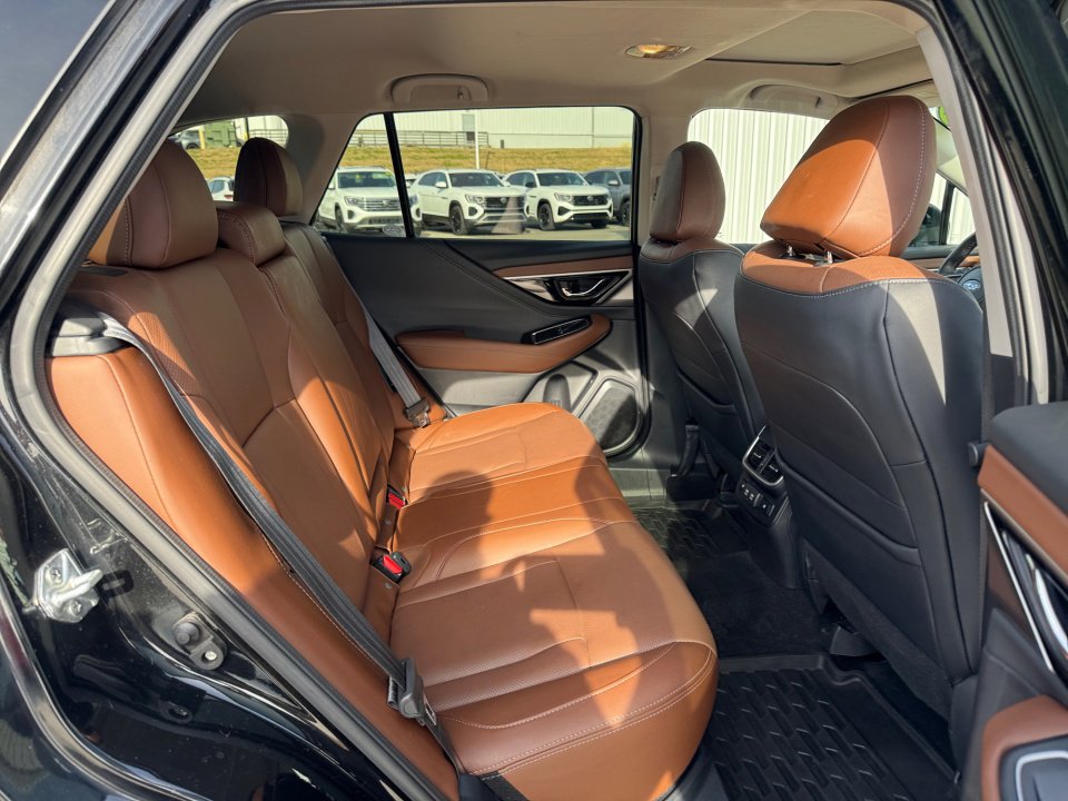 Used 2021 Subaru Outback Touring XT image 31