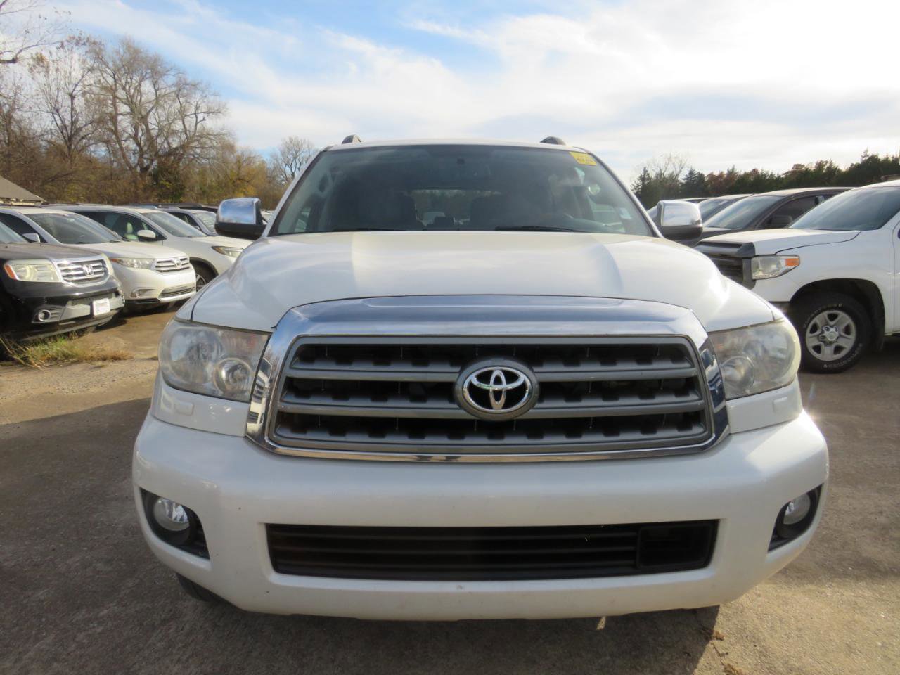 Used 2015 Toyota Sequoia Platinum AWD/4WD image 2