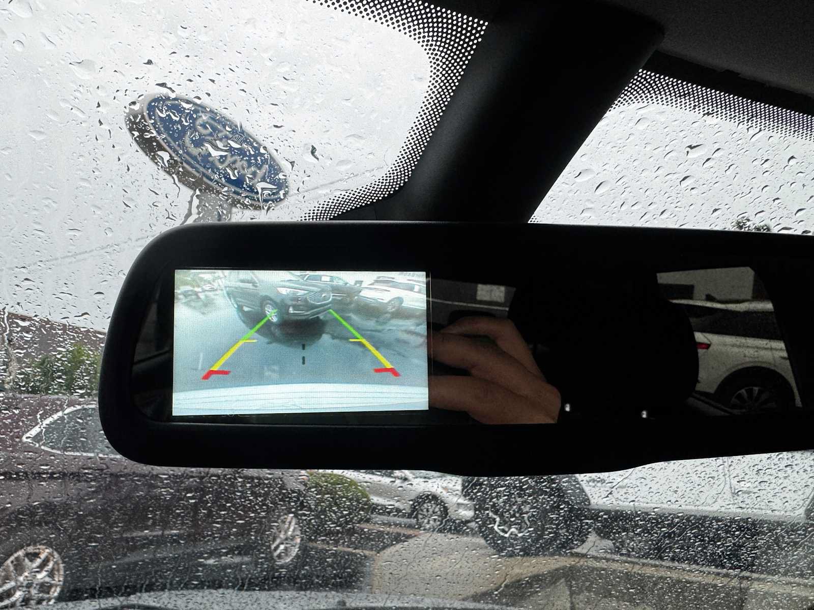 Used 2019 Dodge Journey SE w/ Premium Group FWD image 4