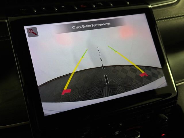 Used 2024 Jeep Grand Cherokee Limited image 16