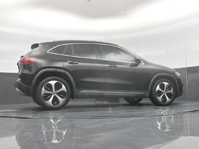 Used 2025 Mercedes-Benz GLA 250 4MATIC image 49
