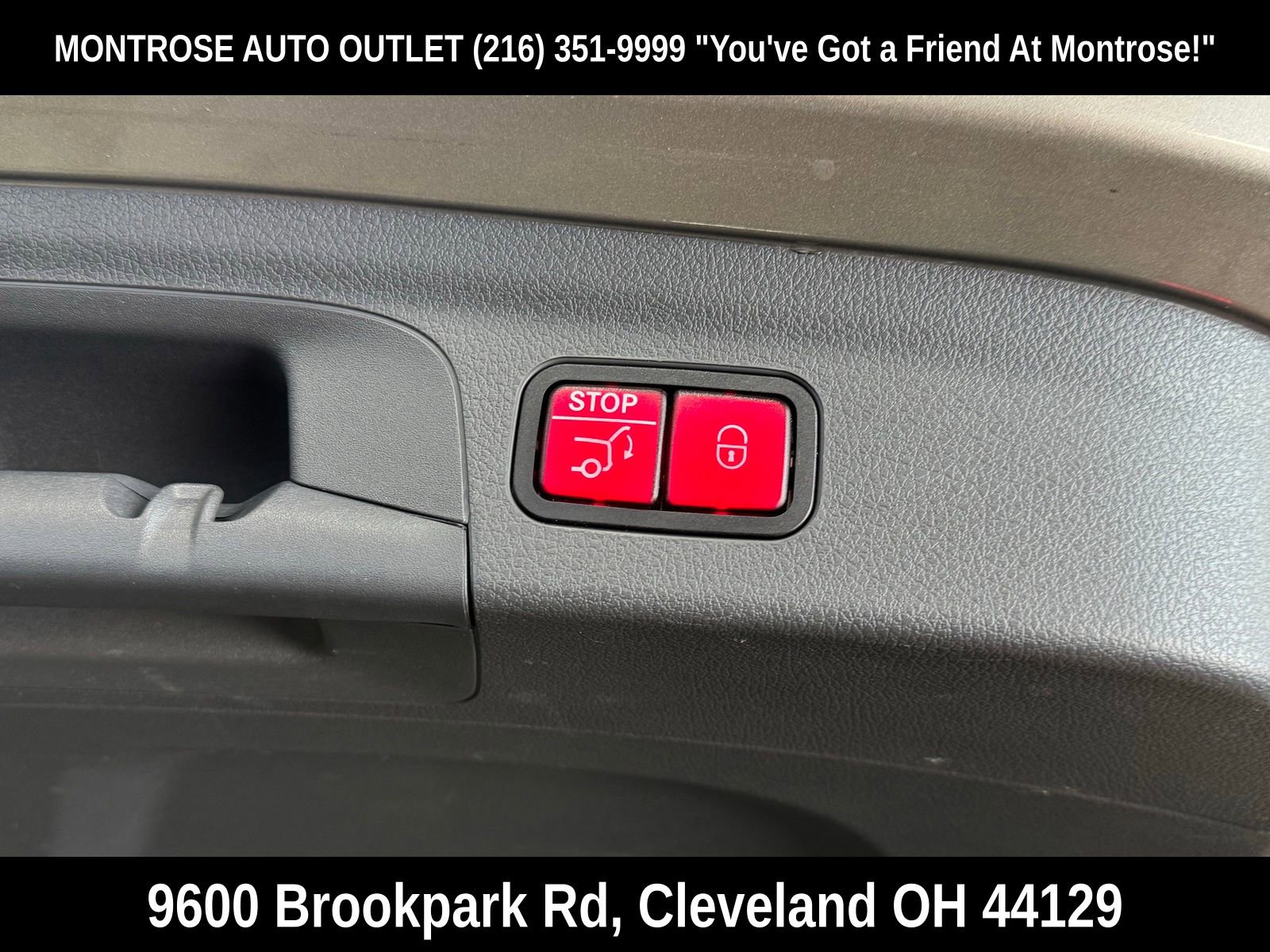 Used 2020 Mercedes-Benz GLE 350 4MATIC w/ MBUX Technology Package image 45