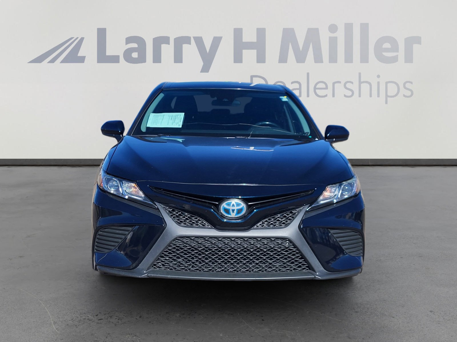 Used 2020 Toyota Camry SE image 8