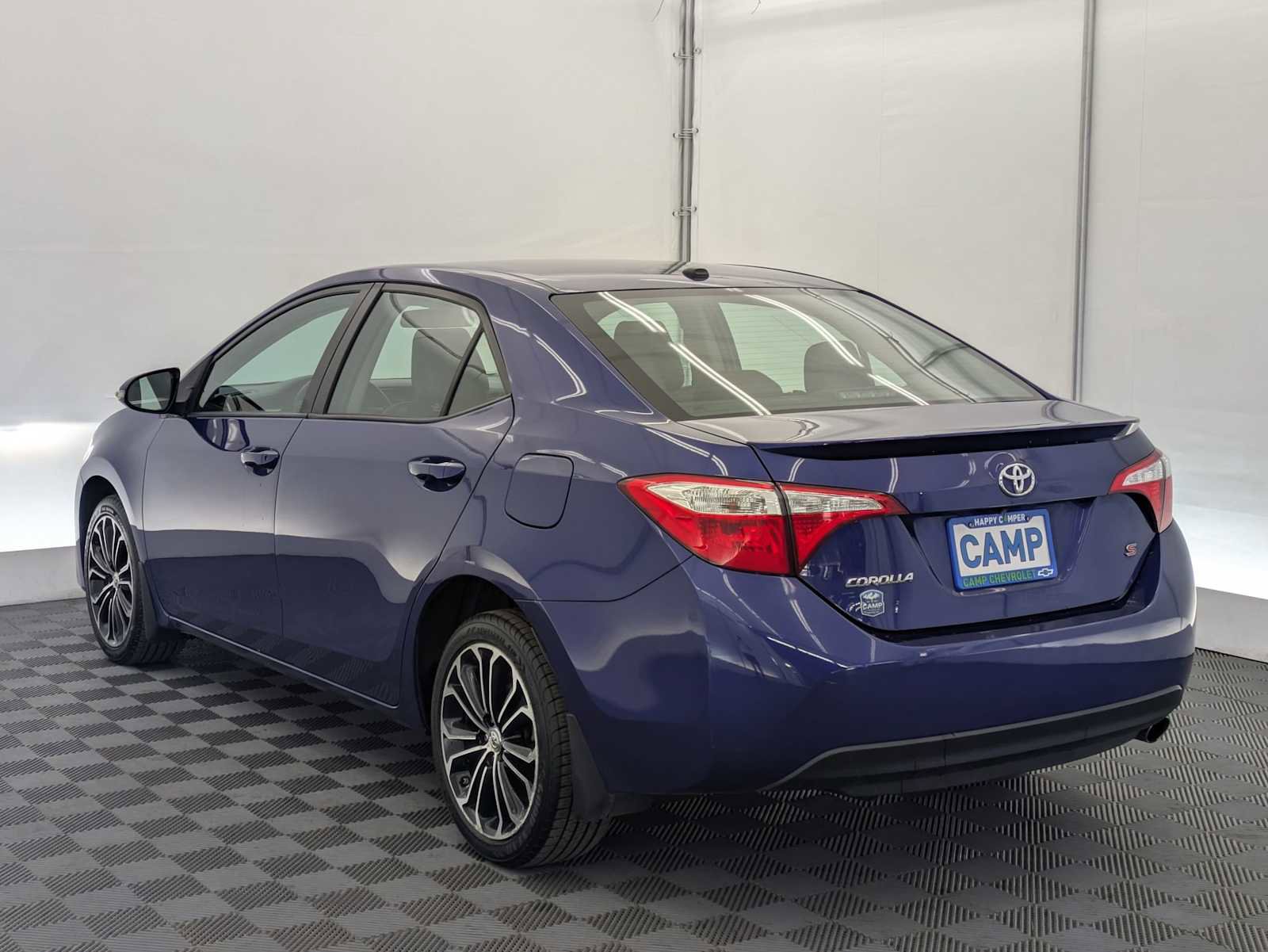 Used 2016 Toyota Corolla S Premium FWD image 4