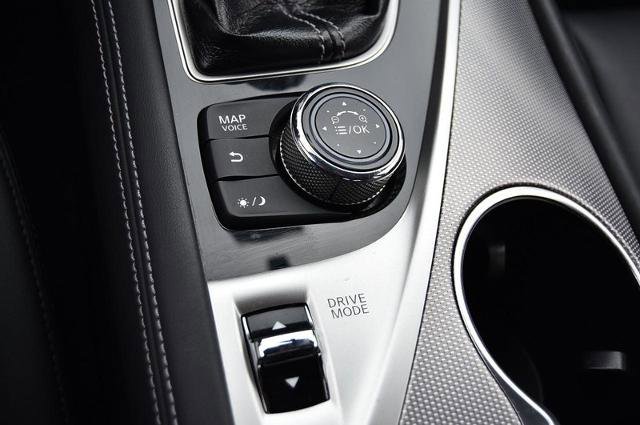 Used 2015 INFINITI Q50 Premium w/ Navigation Package image 16