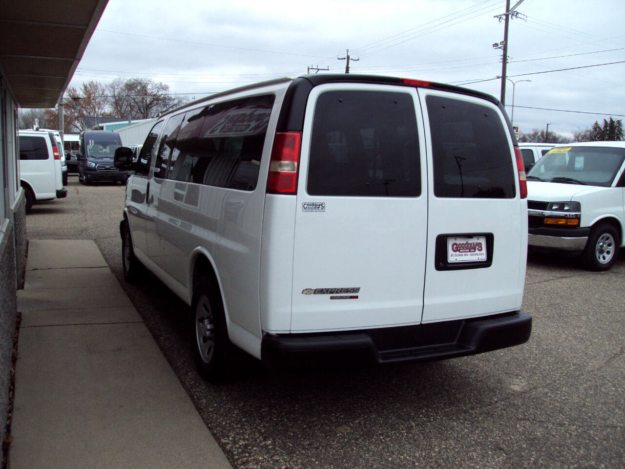 Used 2014 Chevrolet Express 1500 LS image 5