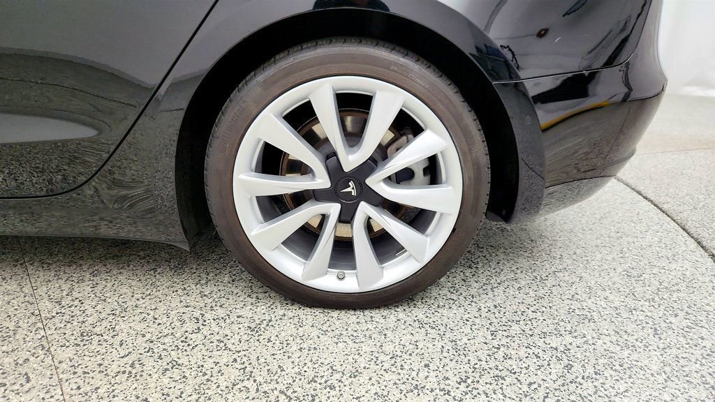 Used 2020 Tesla Model 3 Long Range image 9