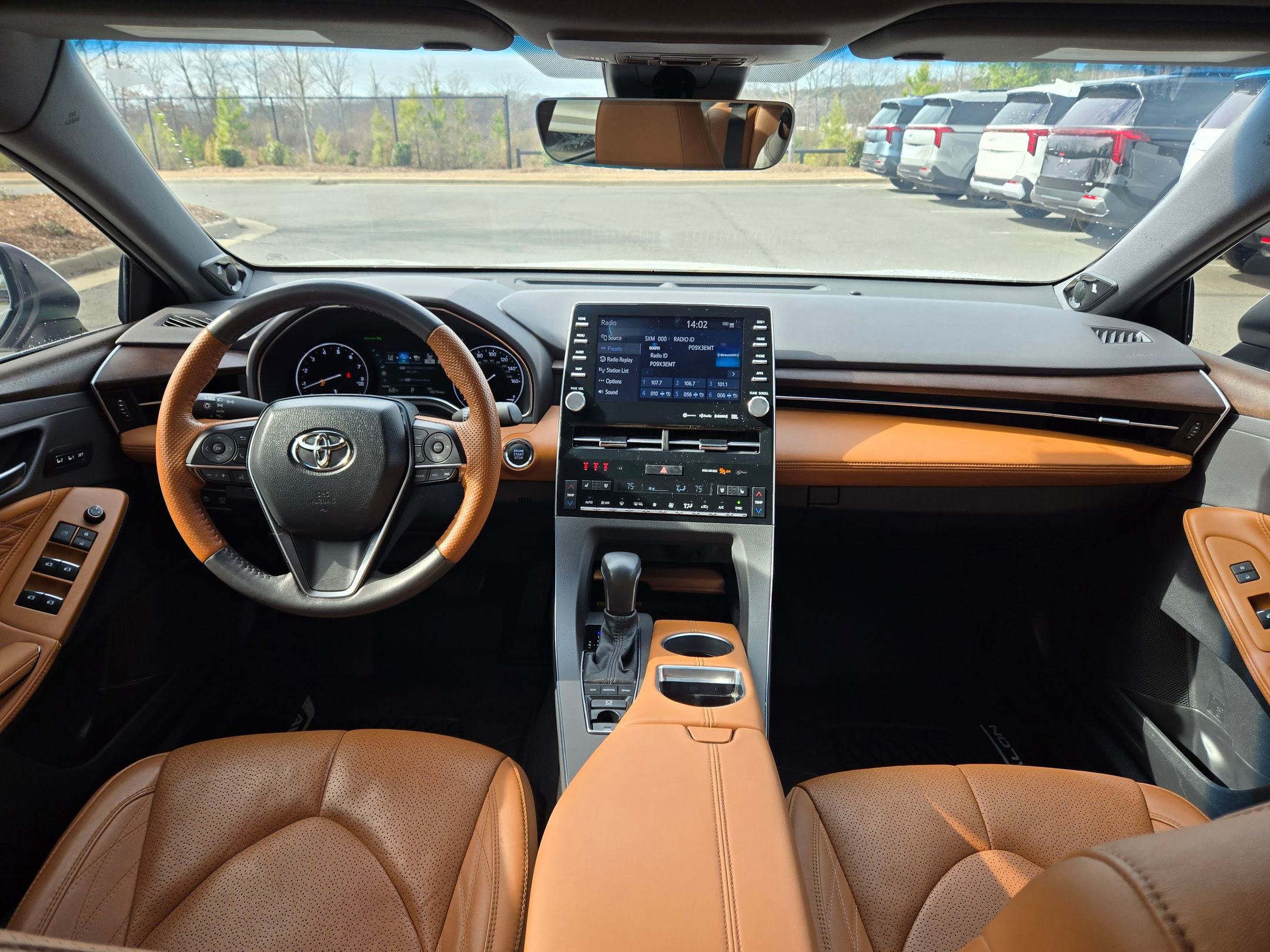 Used 2022 Toyota Avalon Limited w/ Advanced Safety Package image 10