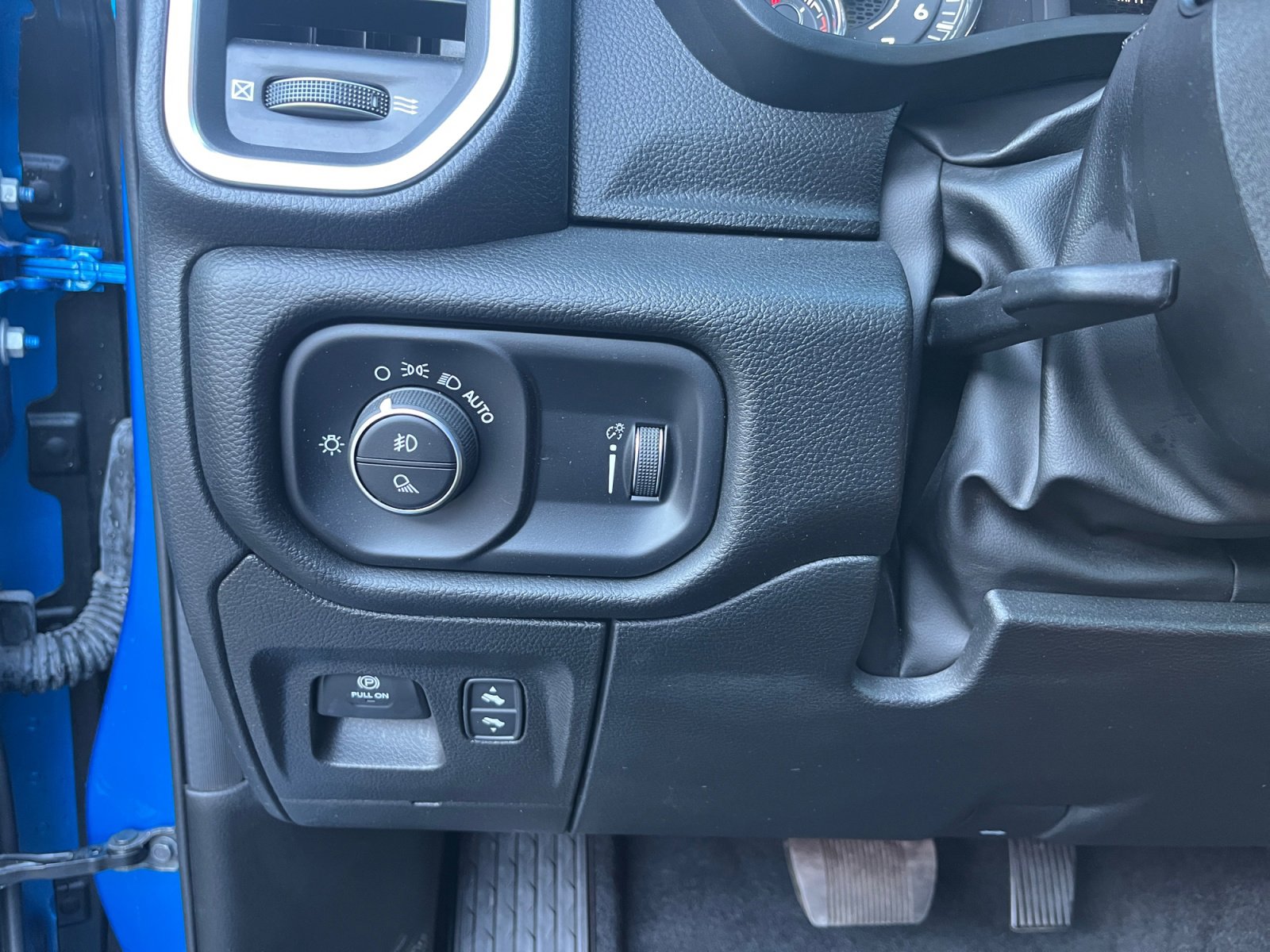 Used 2025 RAM 1500 Big Horn image 12