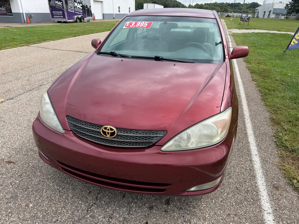 Used 2003 Toyota Camry XLE w/ Gold Pkg FWD image 4