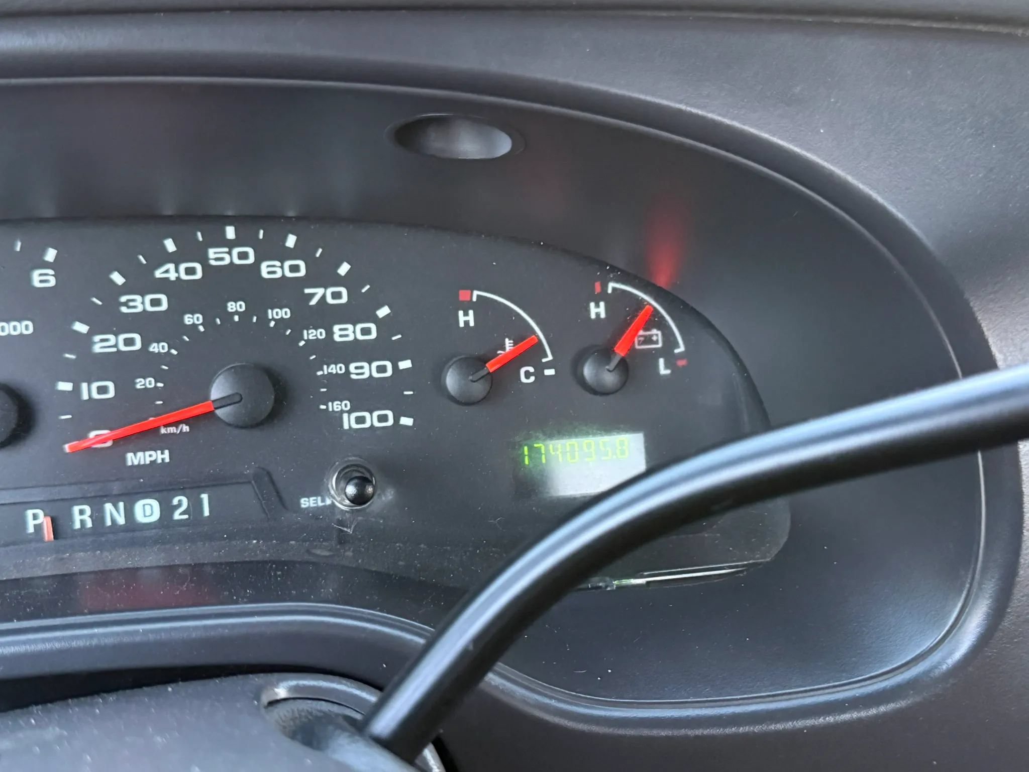 Used 2006 Ford E-250 and Econoline 250 RWD image 34