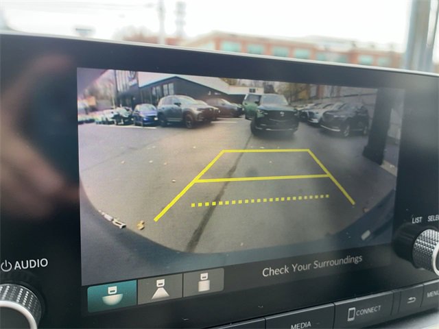 Used 2023 Honda HR-V LX image 17