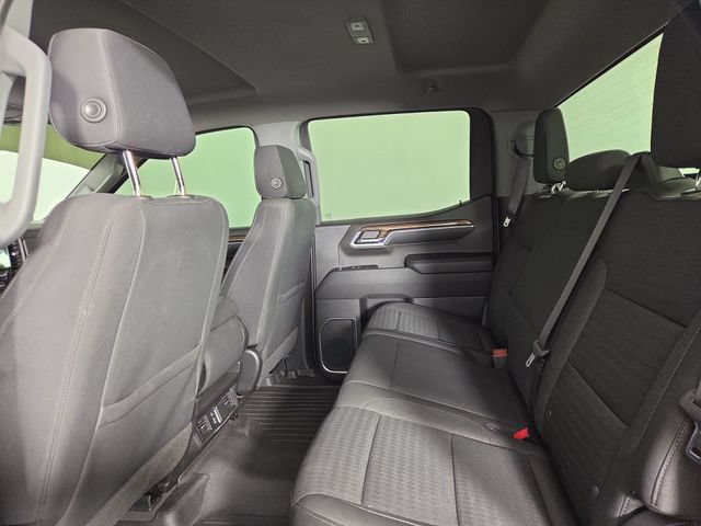 Used 2023 Chevrolet Silverado 1500 LT Trail Boss w/ LPO, Dark Essentials Package AWD/4WD image 16