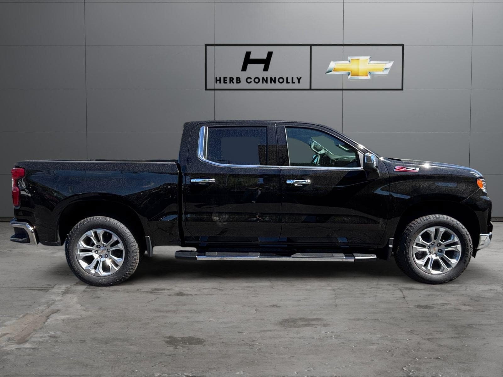 New 2026 Chevrolet Silverado 1500 LTZ w/ LTZ Premium Package AWD/4WD image 6