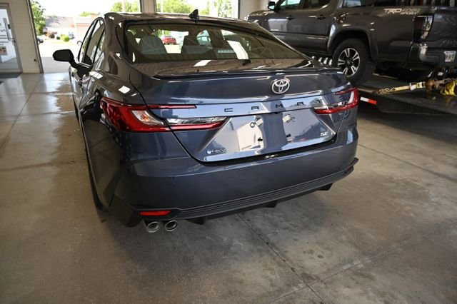 New 2026 Toyota Camry SE FWD image 6