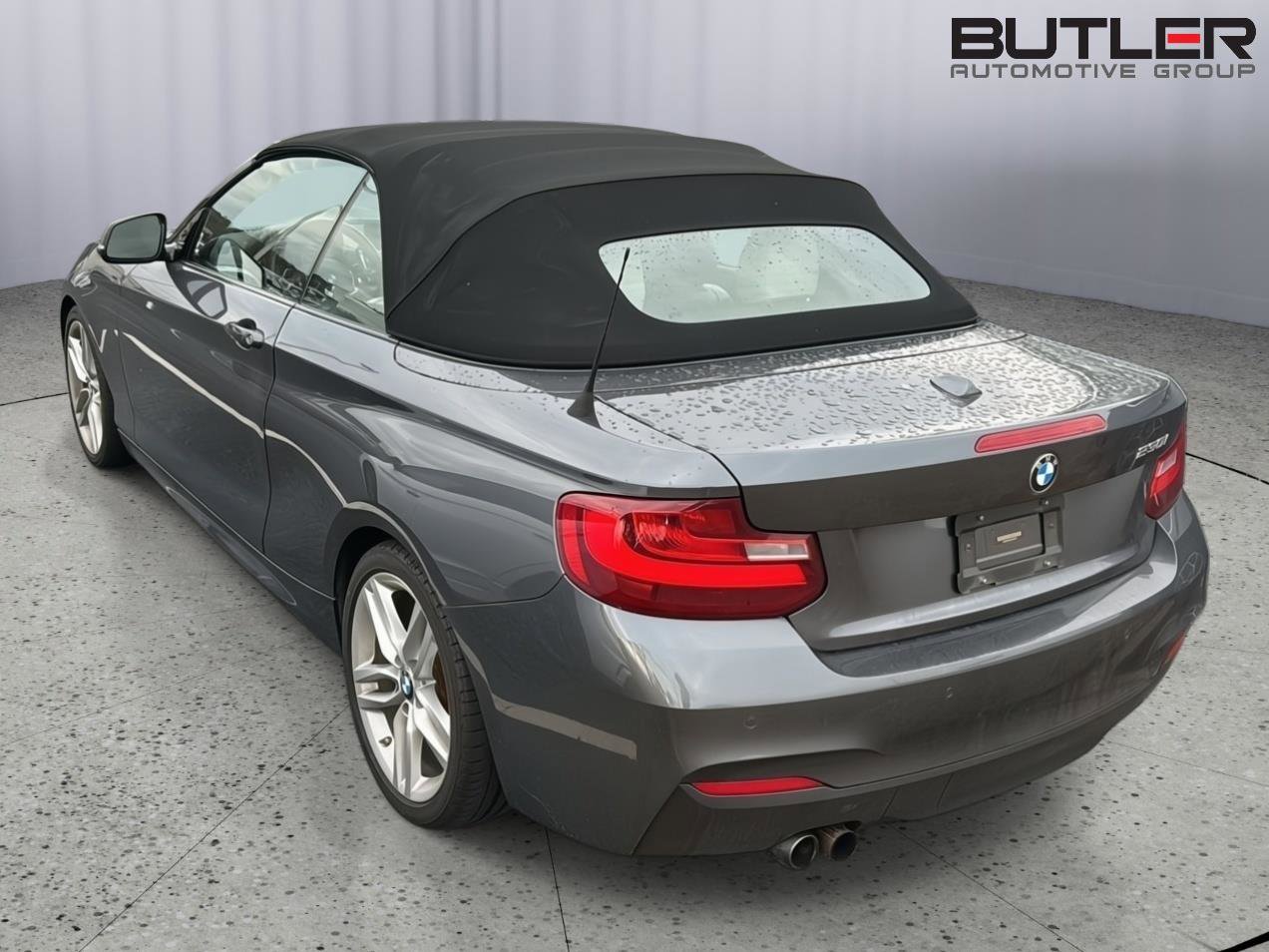 Used 2017 BMW 230i Convertible image 8