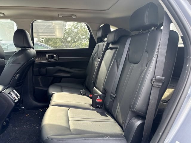 Used 2021 Kia Sorento S w/ Panoramic Sunroof Package FWD image 6