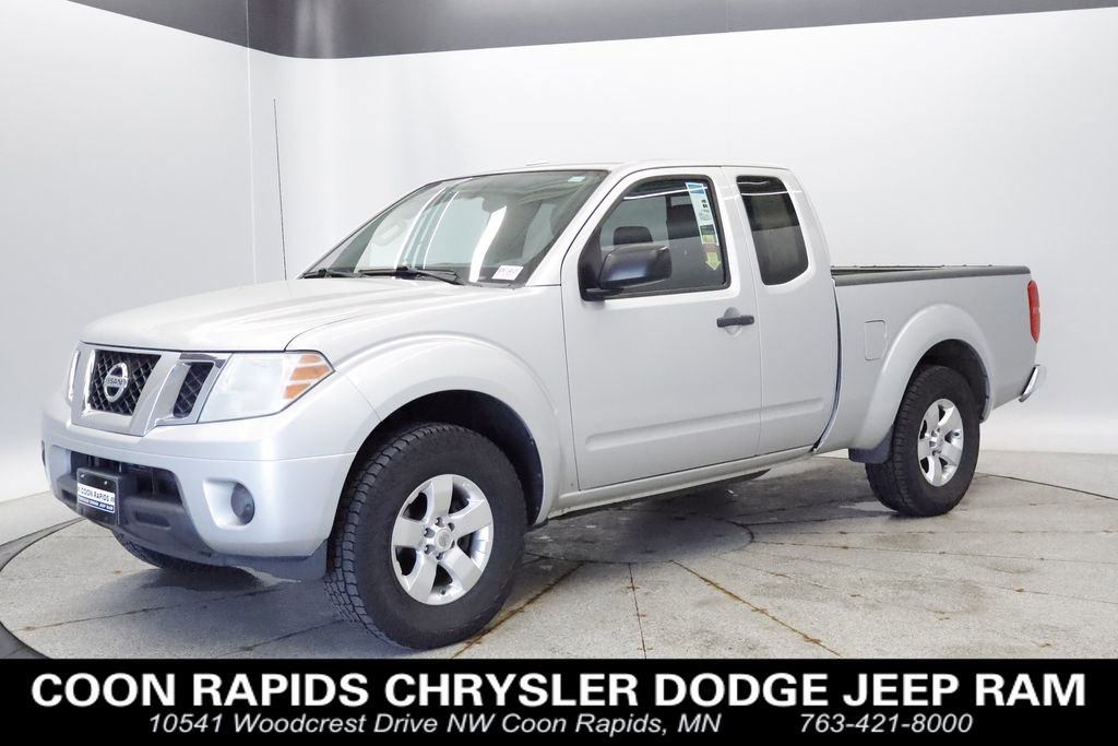 Used 2013 Nissan Frontier SV RWD image 1