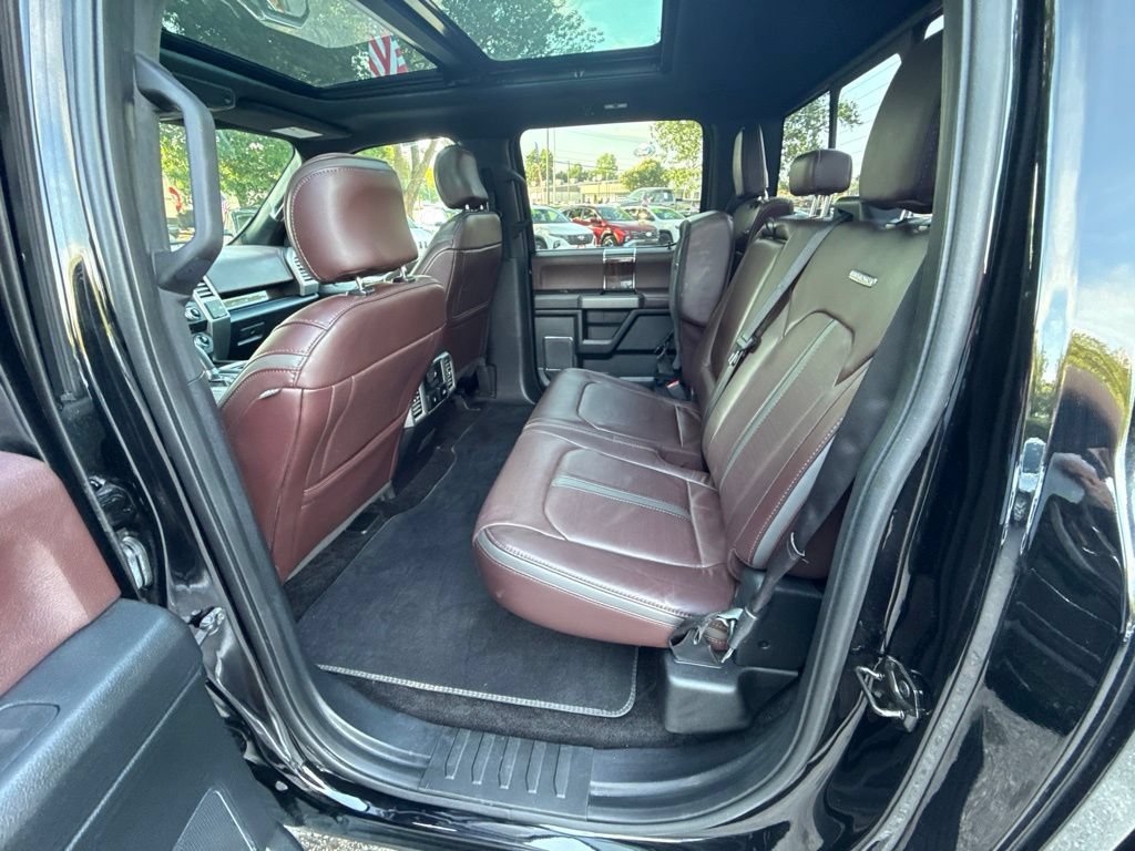 Used 2017 Ford F150 Platinum w/ Equipment Group 701A Luxury AWD/4WD image 16