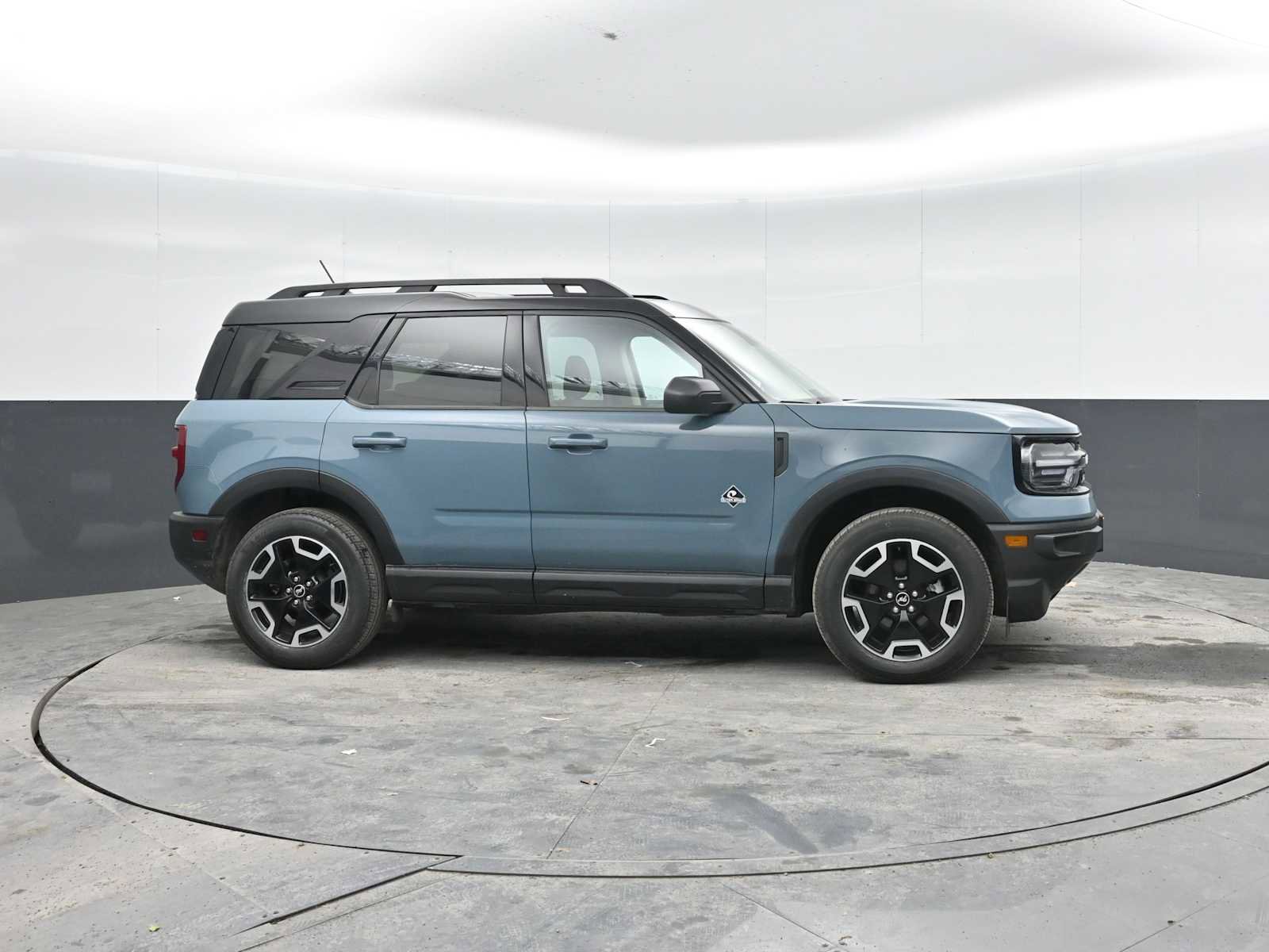 Used 2023 Ford Bronco Sport Outer Banks w/ Tech Package AWD/4WD image 7