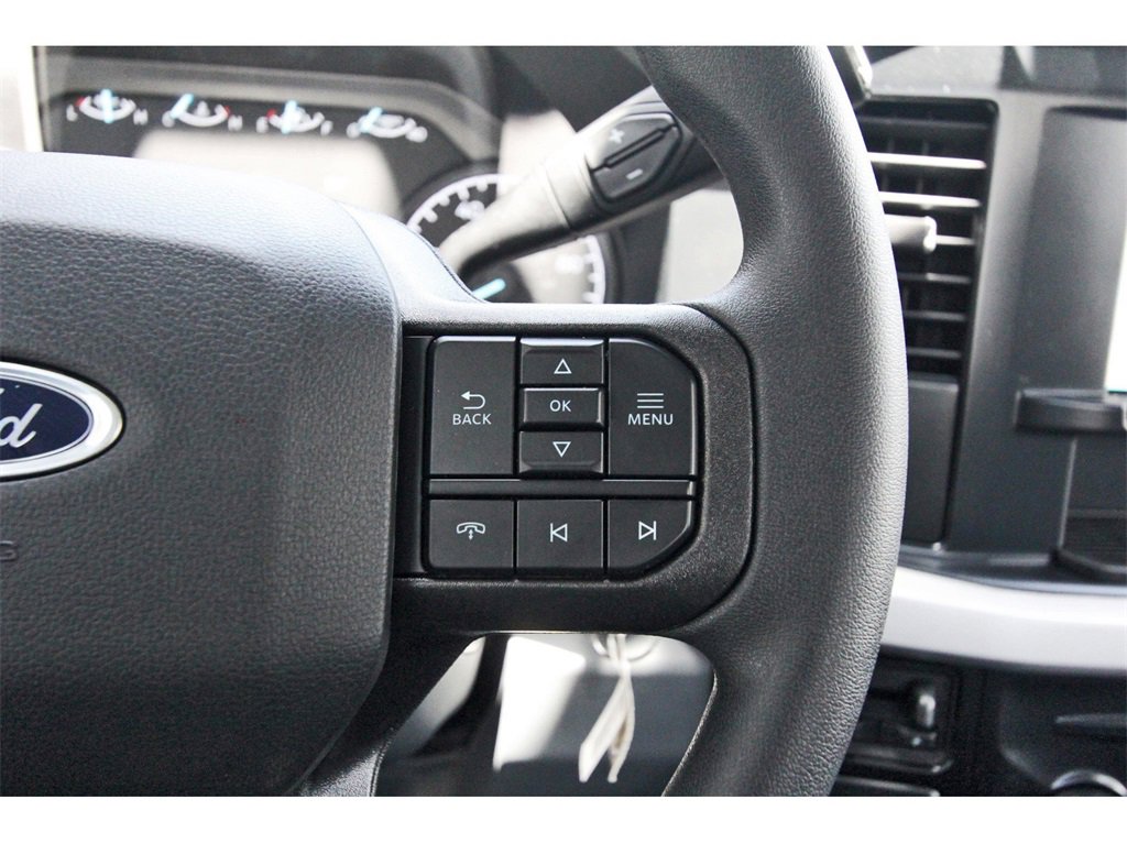 New 2025 Ford F550 2WD Regular Cab Super Duty w/ XLT Value Package image 14