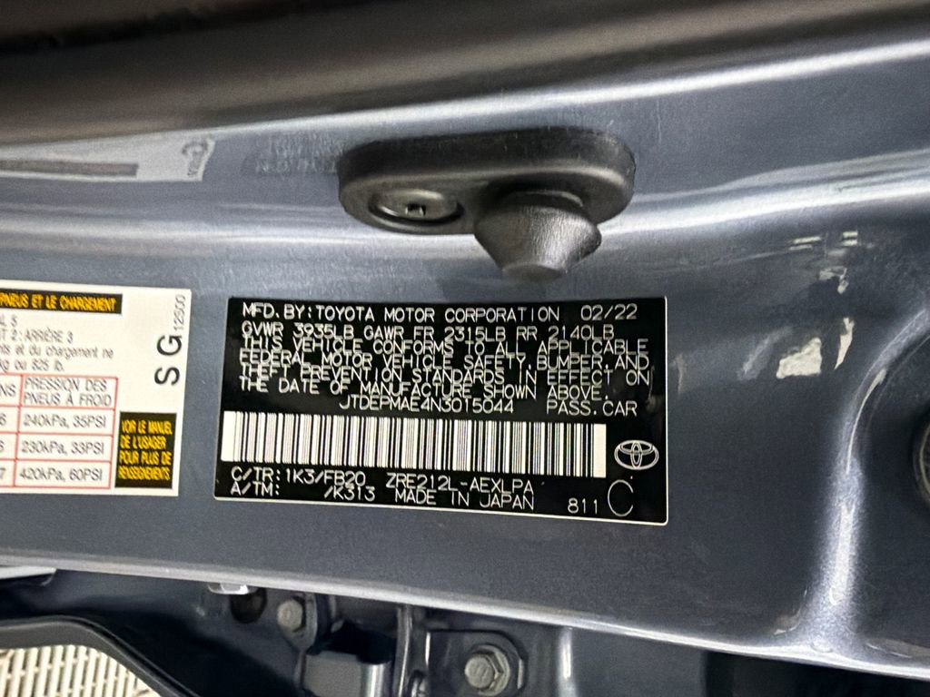 Used 2022 Toyota Corolla LE image 30