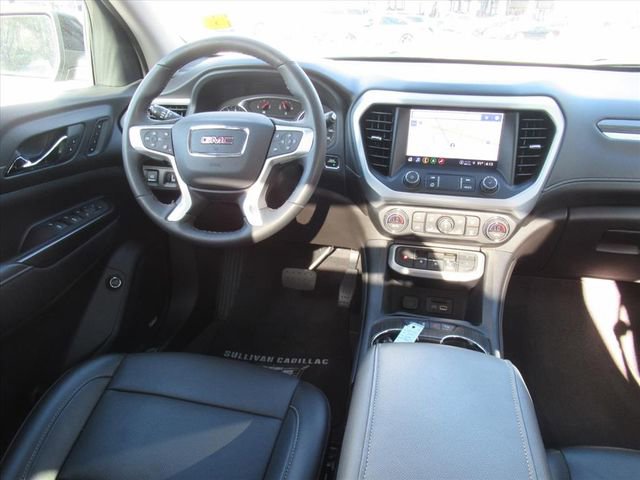 Used 2023 GMC Acadia SLT w/ Elevation Edition image 13