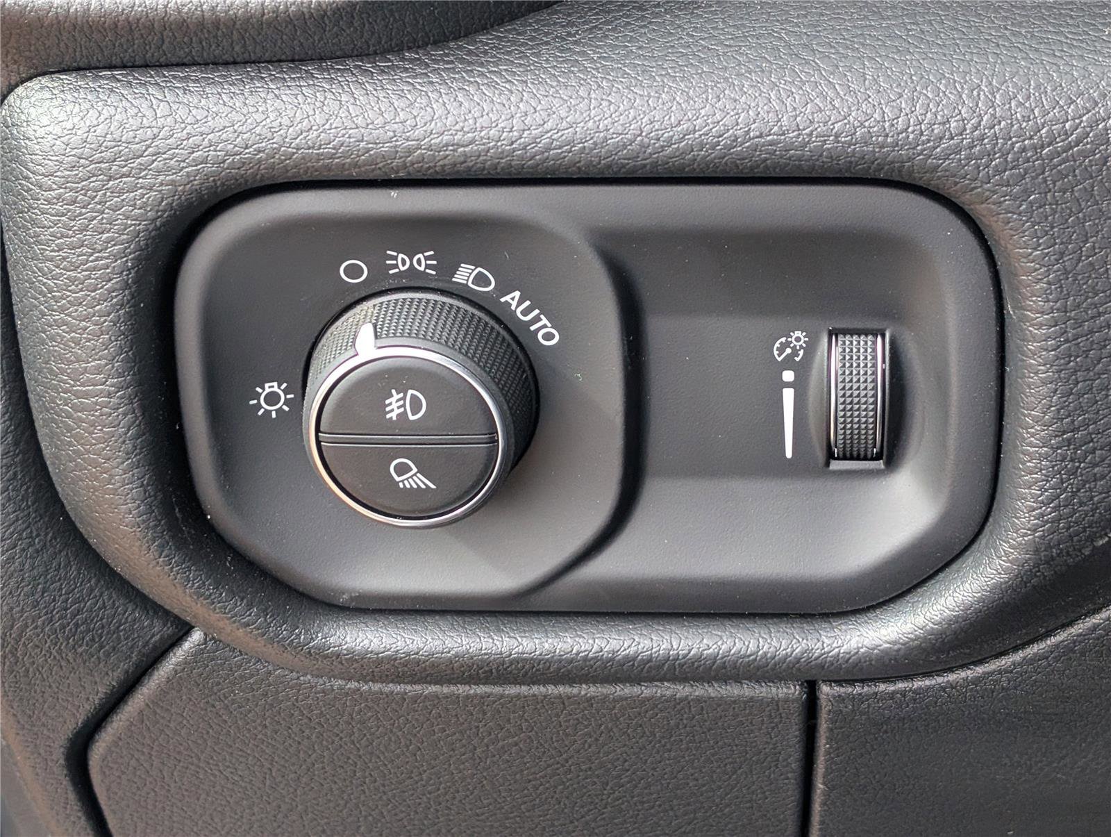 New 2026 RAM 3500 Tradesman image 15