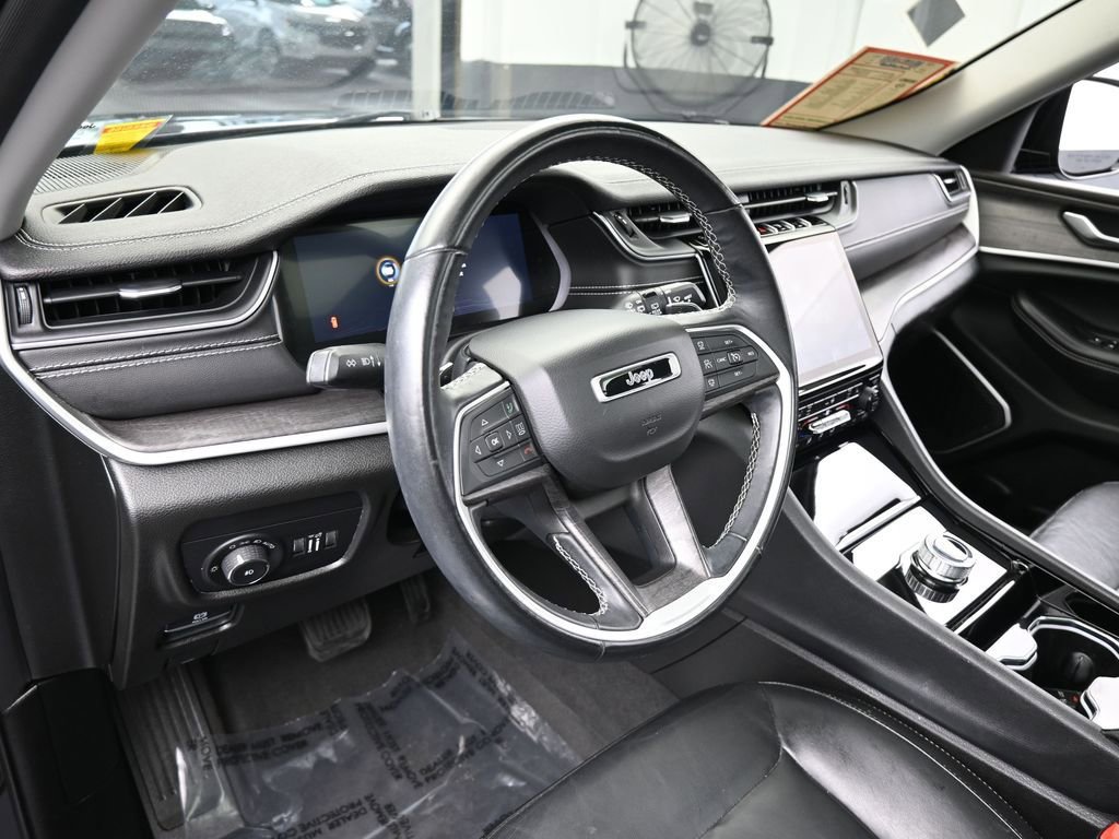 Used 2021 Jeep Grand Cherokee L Limited image 10