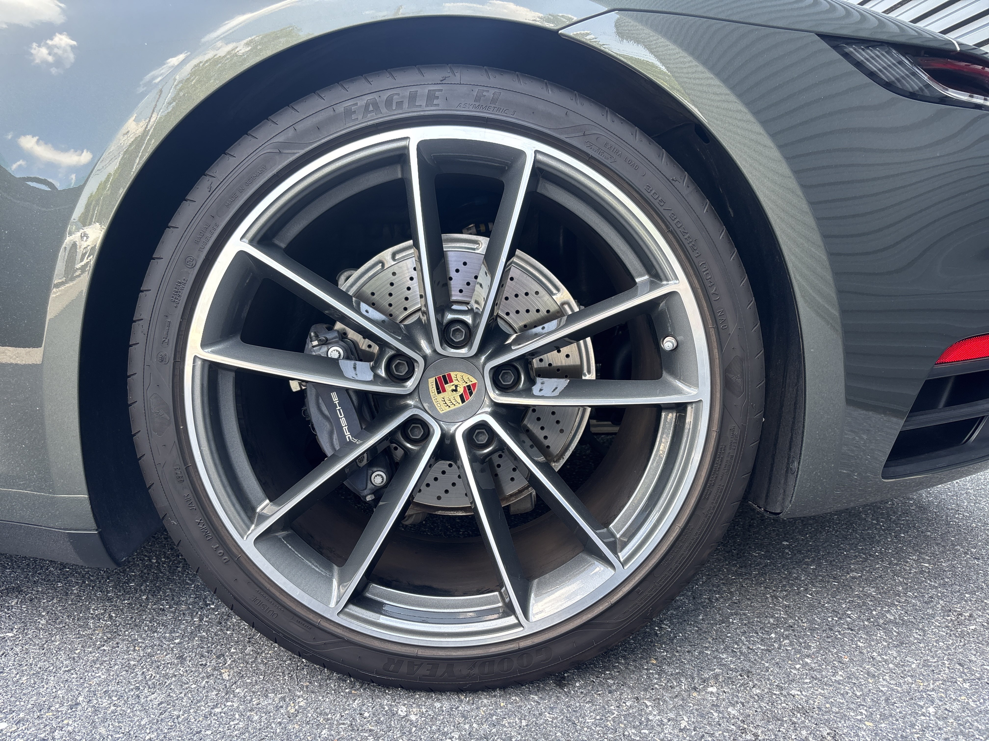 Used 2023 Porsche 911 Carrera image 27