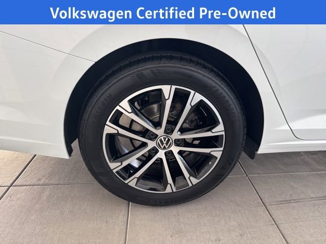 Certified 2025 Volkswagen Jetta Sport image 21