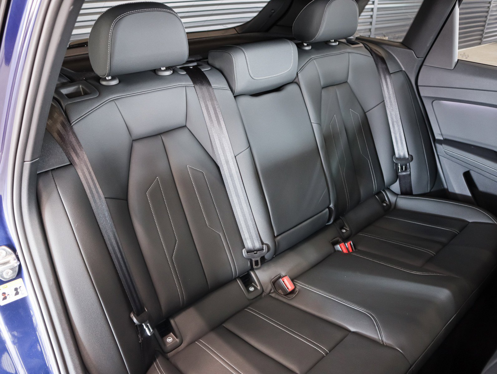 Used 2025 Audi Q4 e-tron Prestige w/ Sport Package image 7