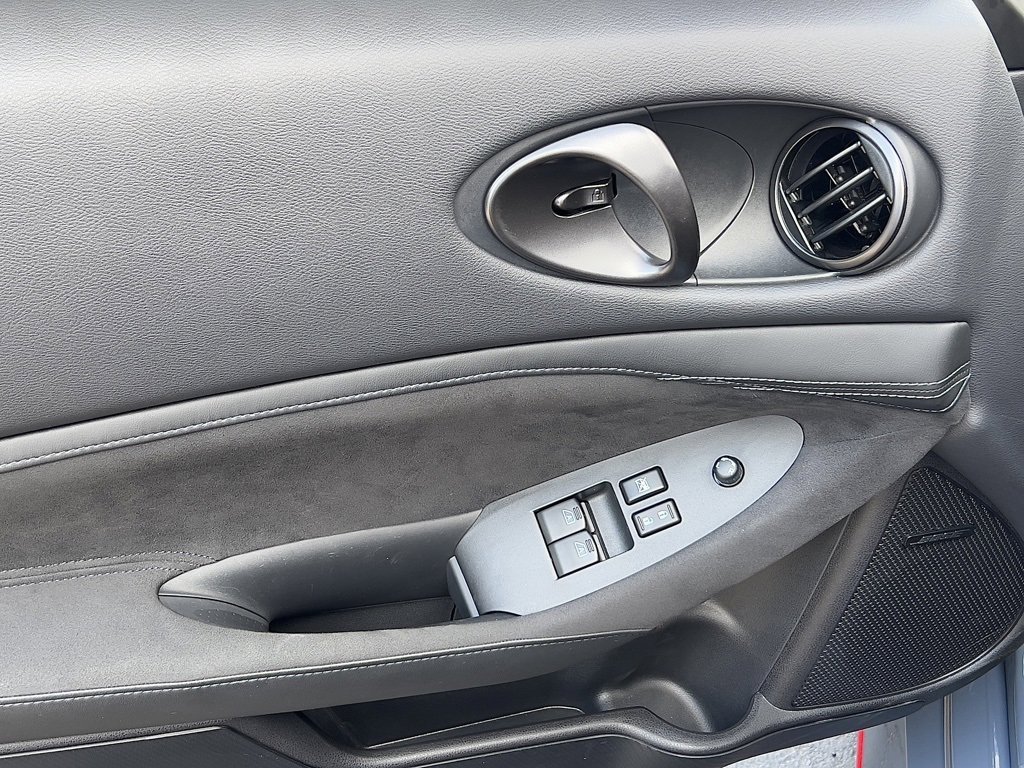 Used 2024 Nissan Z NISMO w/ Floor Mat Package image 28