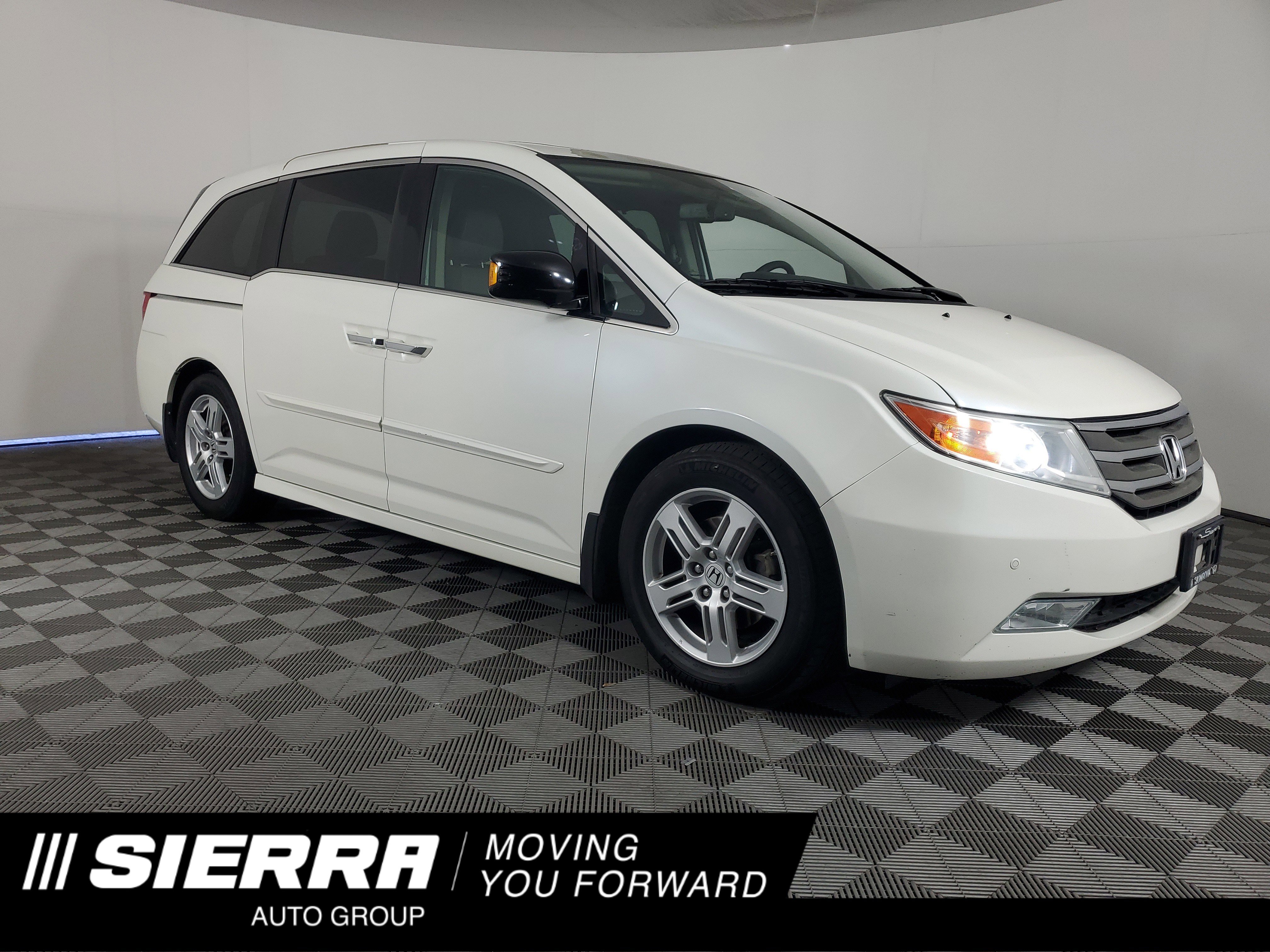 Used 2013 Honda Odyssey Touring Elite
