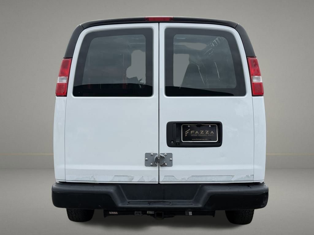 Used 2021 Chevrolet Express 2500 Extended w/ Driver Convenience Package image 4