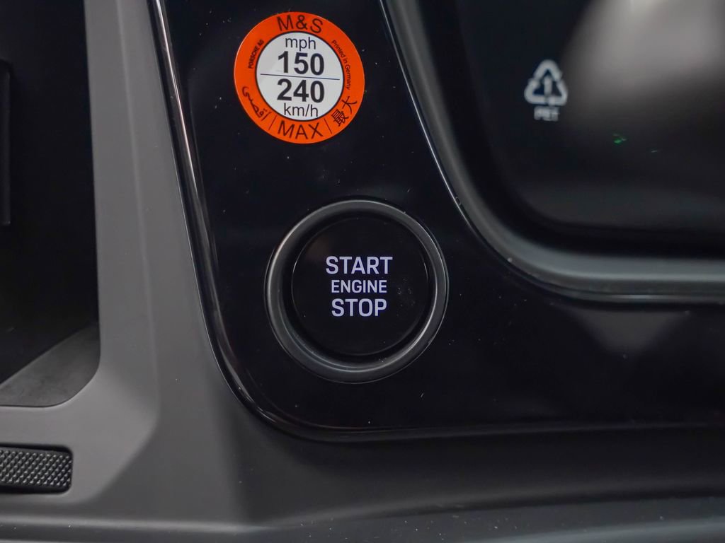 Certified 2025 Porsche Cayenne GTS image 21