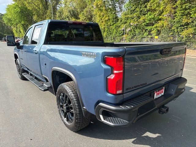 Used 2025 Chevrolet Silverado 2500 LT w/ Trail Boss Package AWD/4WD image 3
