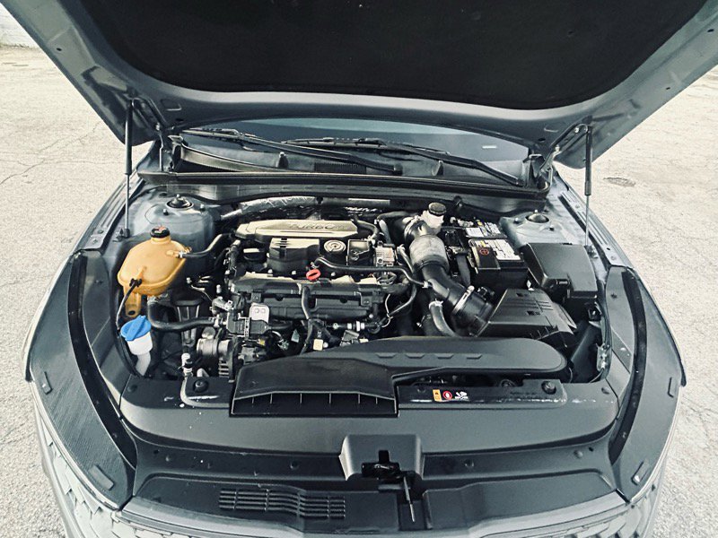 Used 2022 Kia K5 LX image 17