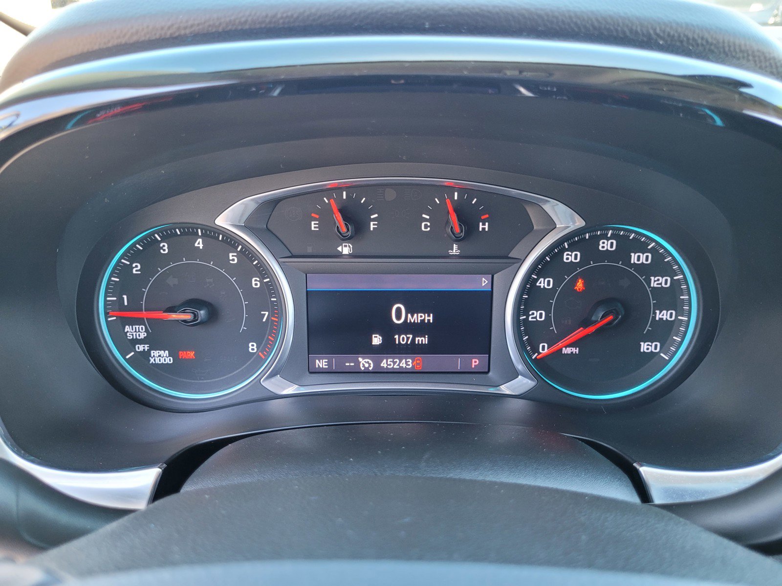 Used 2021 Chevrolet Traverse LT image 23