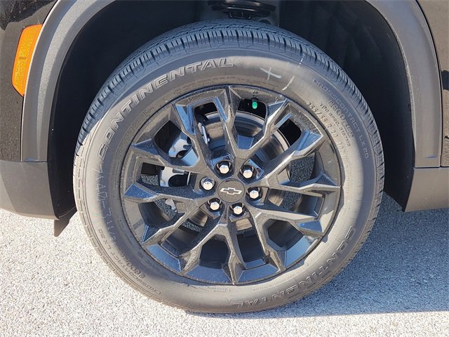 New 2026 Chevrolet Traverse LT w/ Midnight/Sport Edition image 13