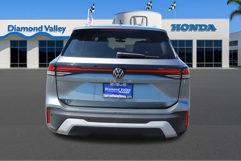 Used 2026 Volkswagen Tiguan SE FWD image 5