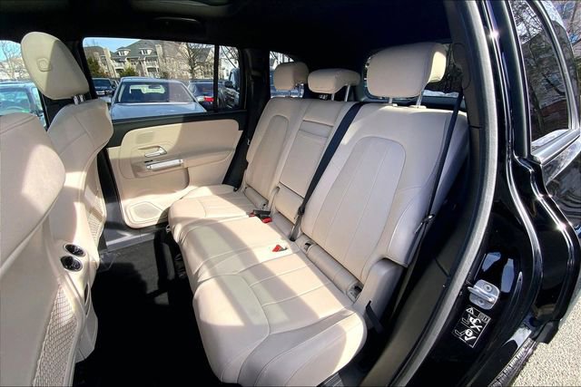 Used 2026 Mercedes-Benz GLB 250 4MATIC image 17