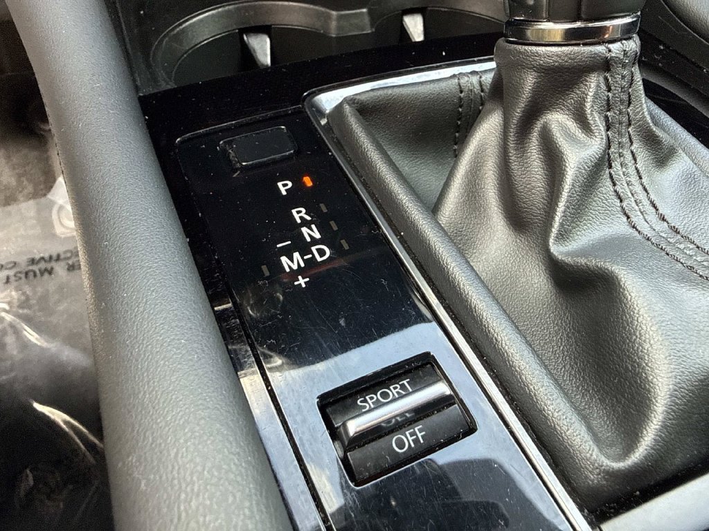 Used 2023 MAZDA MAZDA3 s AWD/4WD image 32