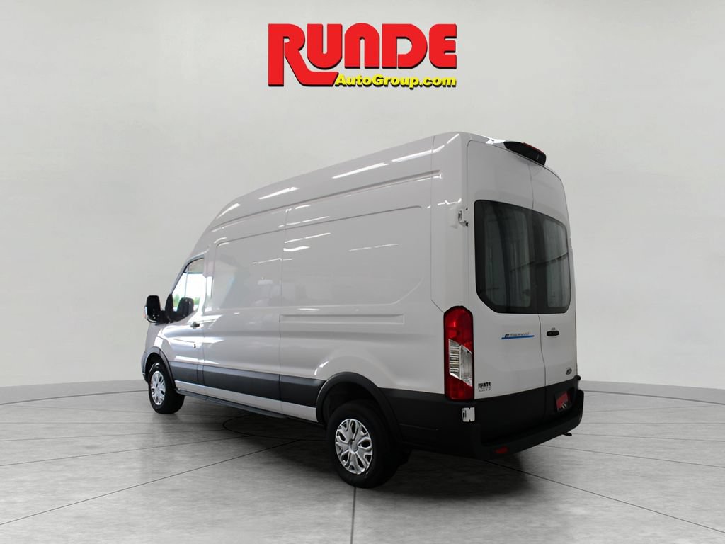 New 2023 Ford E-Transit 148 High Roof RWD image 3