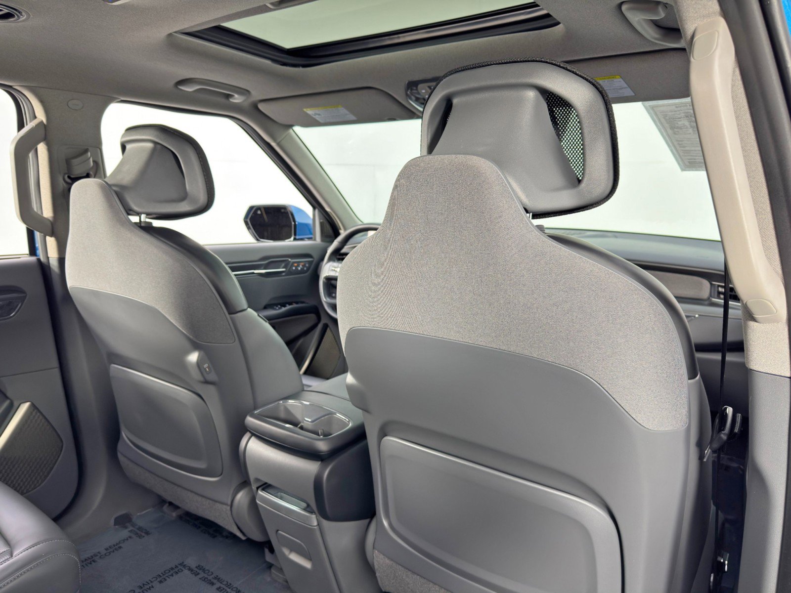 Used 2024 Kia EV9 Land image 41