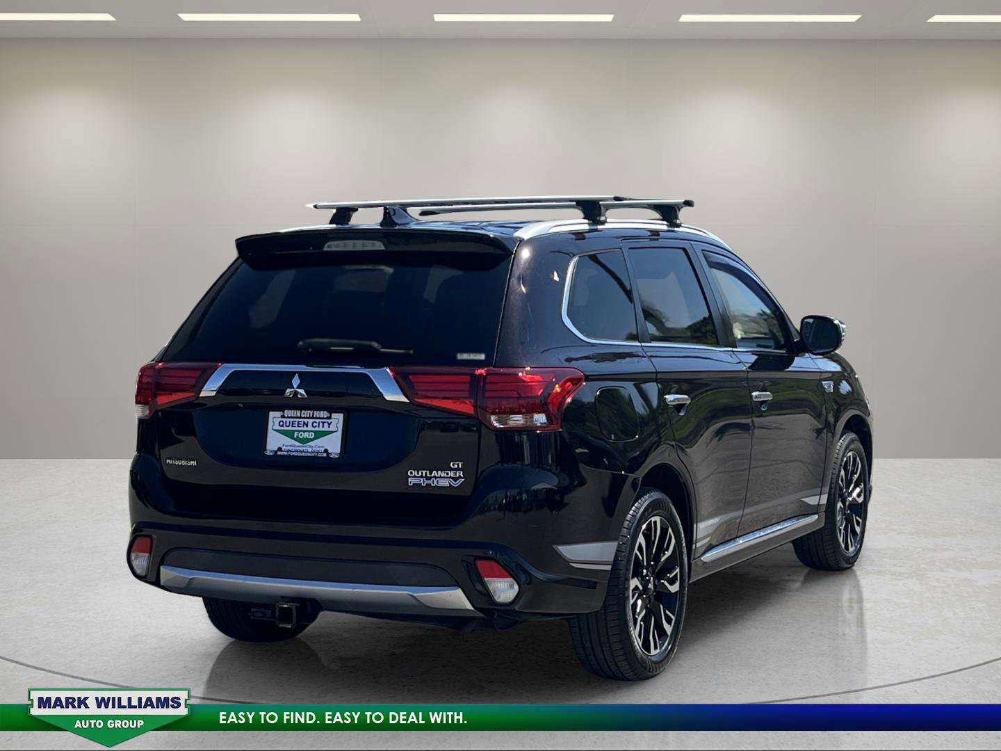 Used 2018 Mitsubishi Outlander SEL image 3